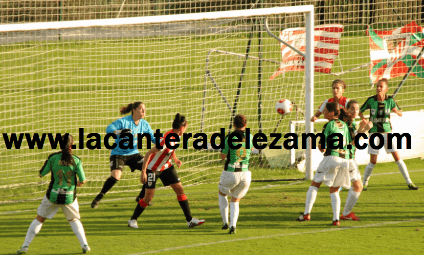 El gol de Manu valió los tres puntos | Foto: Felipe Pérez