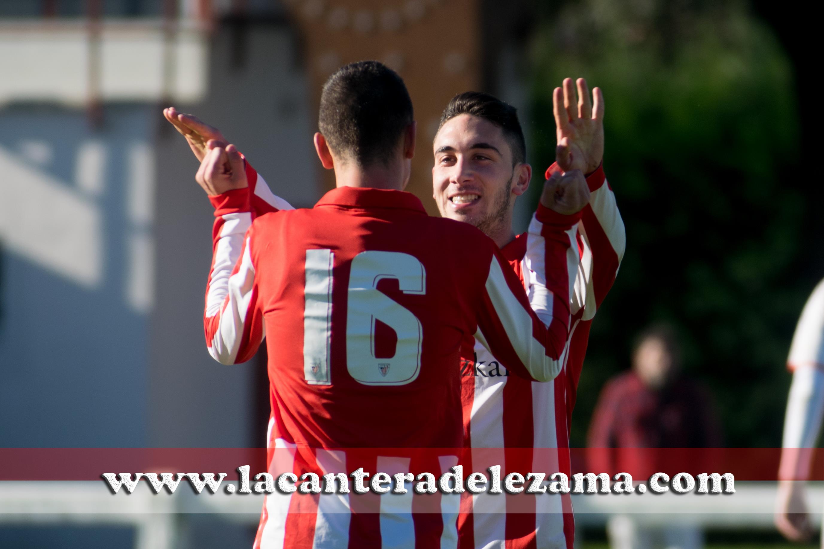 Monteiro celebra junto a Guruzeta su gol | Foto: Unai Zabaleta