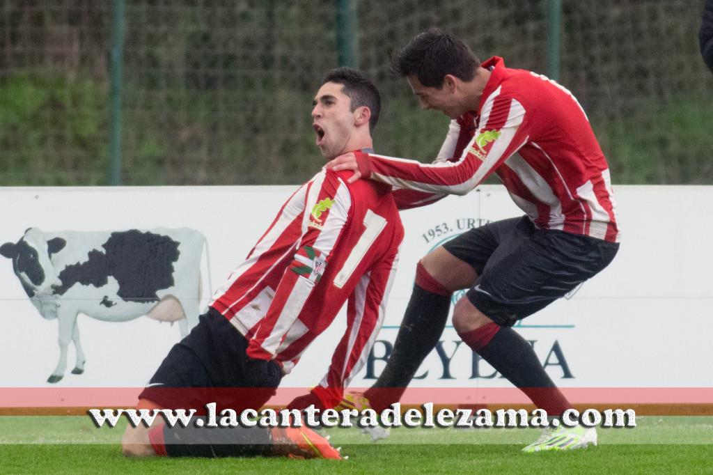 Sabin celebra su segundo gol junto a Seguin | Foto: Unai Zabaleta